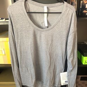 Lululemon top
